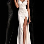 White Suspenders Tight-fitting Pleated Long Gown
