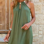 Solid Sleeveless Shift Above Knee Casual Dresses